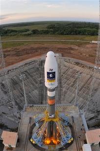 Файл:20101020 SOYUZ and Galileo IOV.jpg