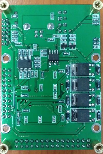 Файл:20111103 UsbBoardBot.jpg