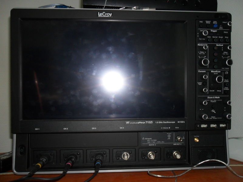 Файл:20111103 LeCroy 715Zi LCRY0719N54470 front.JPG